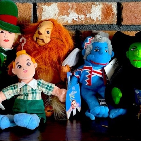 7 Wizard of Oz Wicked Plush Stuffed Dolls NWT Scarecrow Lion Witch Toto Monkey - Picture 2 of 16